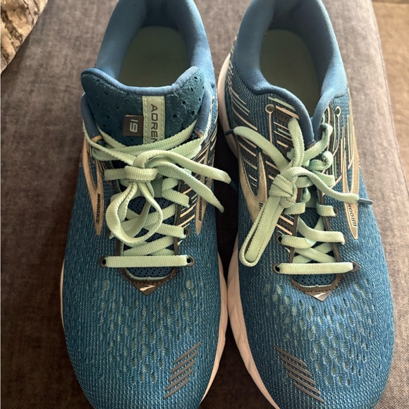 Brooks Adrenaline Women's Running Shoes - Blue
11.5 - Picture 1 of 5